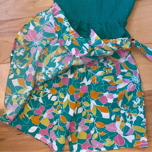 Skorts and crop top set Girls size 10 - Picture 3 of 5